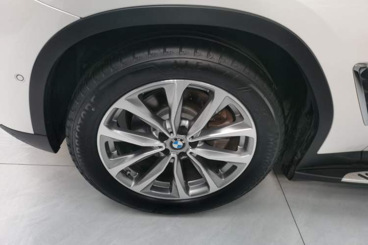 Used BMW X3 2020 xDrive25i Luxury Package Exterior 3