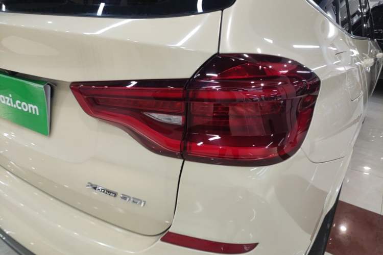 Used BMW X3 2020 xDrive30i Luxury Model with M Sport Package Exterior 3