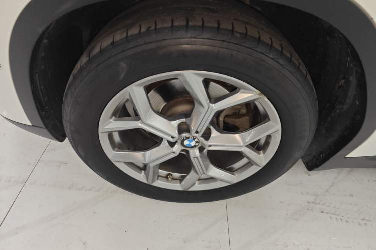 Used BMW X3 2020 xDrive28i Luxury Package Exterior 4