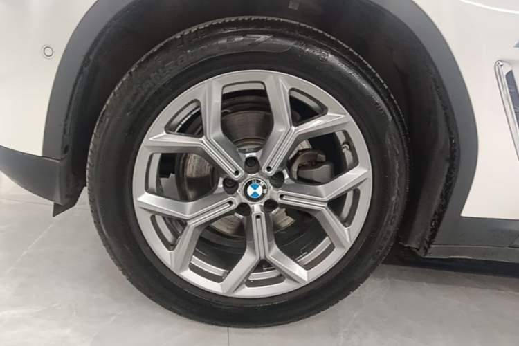 Used BMW X3 2020 xDrive28i Luxury Package Exterior 4