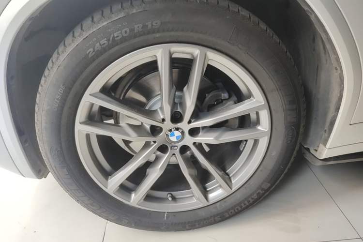 Used BMW X3 2020 xDrive25i M Sport Package Exterior 4