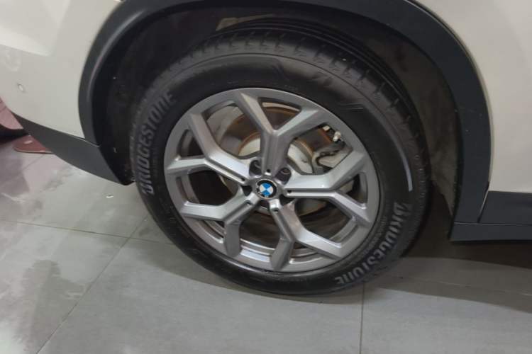 Used BMW X3 2020 xDrive28i Luxury Package Exterior 5