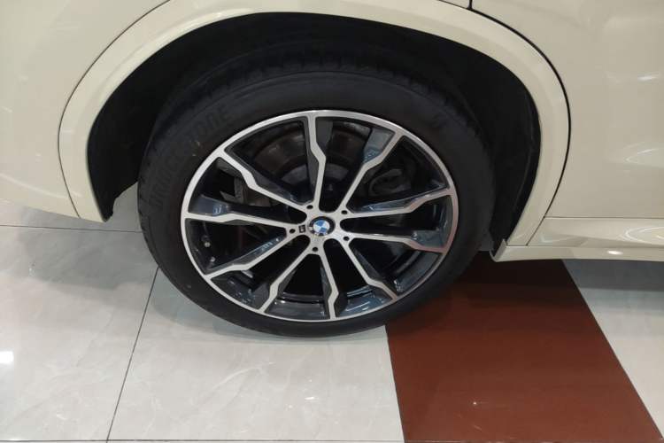 Used BMW X3 2020 xDrive30i Luxury Model with M Sport Package Exterior 5
