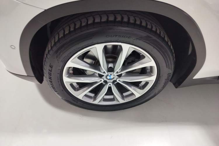 Used BMW X3 2020 xDrive25i Luxury Package Exterior 7