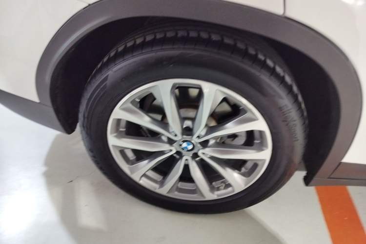 Used BMW X3 2020 xDrive25i Luxury Package Exterior 8