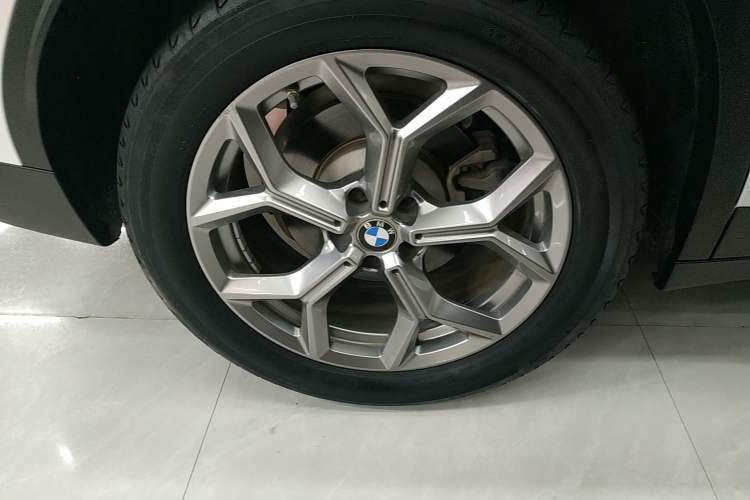 Used BMW X3 2020 xDrive28i Luxury Package Exterior 8