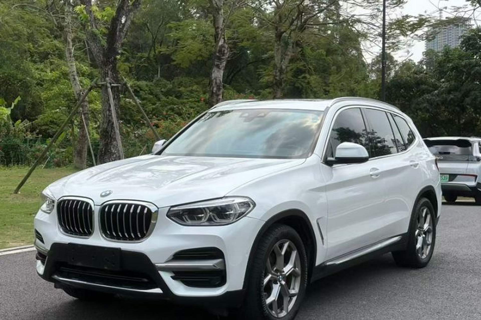 Used BMW X3 2020 xDrive28i Luxury Package Front Left 45 Deg