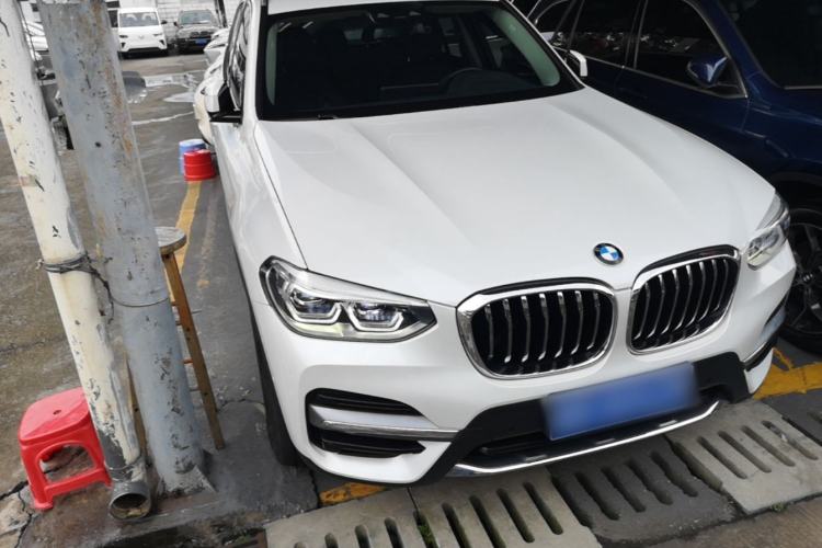 Used BMW X3 2020 xDrive25i Luxury Package Front Right 45 Deg