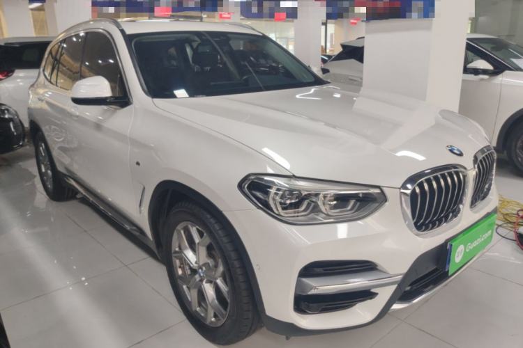 Used BMW X3 2020 xDrive28i Luxury Package Front Right 45 Deg