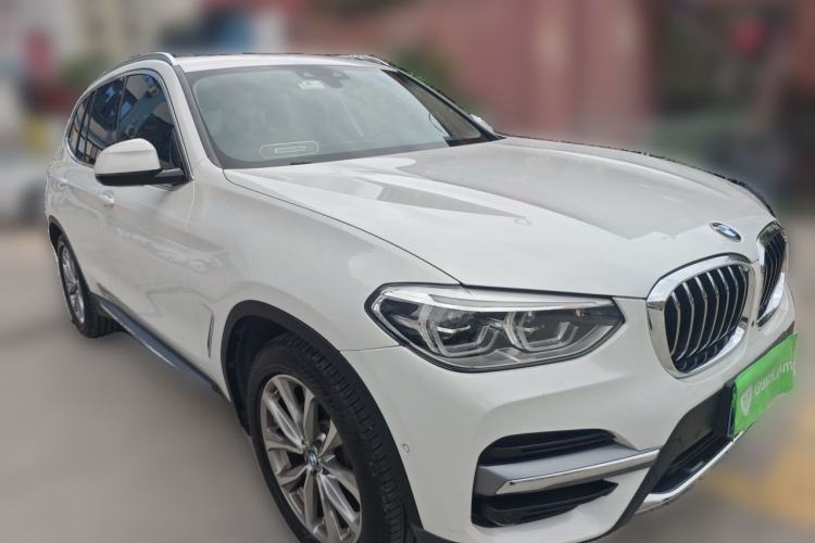 Used BMW X3 2020 xDrive25i Luxury Package Front Right 45 Deg