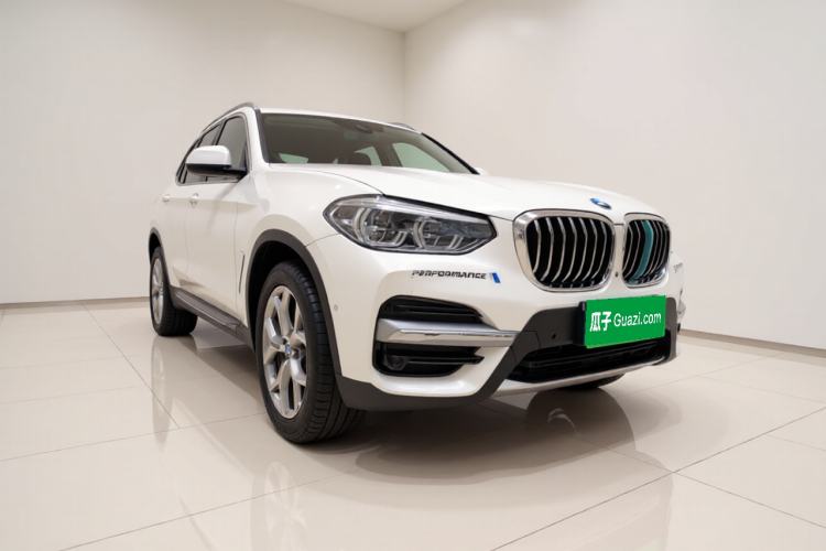 Used BMW X3 2020 xDrive28i Luxury Package Front Right 45 Deg