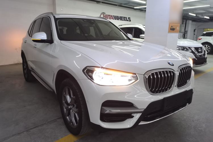 Used BMW X3 2020 xDrive28i Luxury Package Front Right 45 Deg