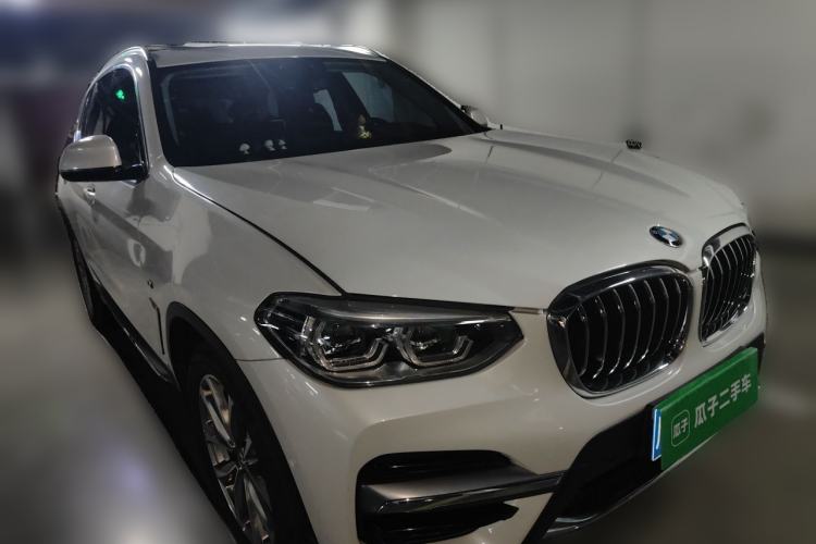 Used BMW X3 2020 xDrive25i Luxury Package Front Right 45 Deg