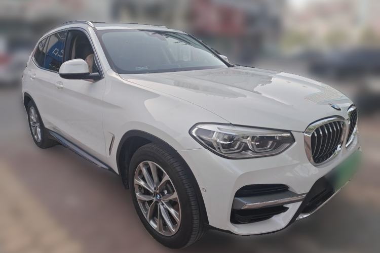 Used BMW X3 2020 xDrive25i Luxury Package Front Right 45 Deg