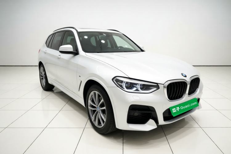 Used BMW X3 2020 xDrive25i M Sport Package Front Right 45 Deg