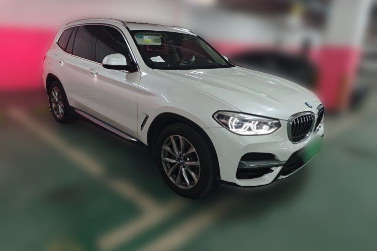 Used BMW X3 2020 xDrive25i Luxury Package Front Right 45 Deg