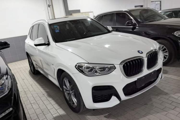 Used BMW X3 2020 xDrive28i M Sport Package Front Right 45 Deg