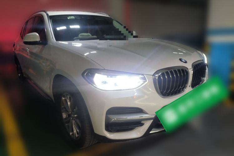 Used BMW X3 2020 xDrive25i Luxury Package Front Right 45 Deg
