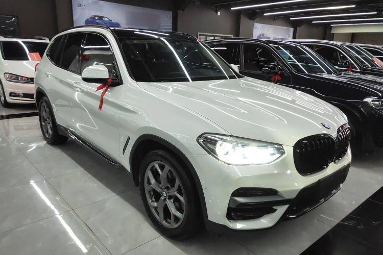 Used BMW X3 2020 xDrive28i Luxury Package Front Right 45 Deg