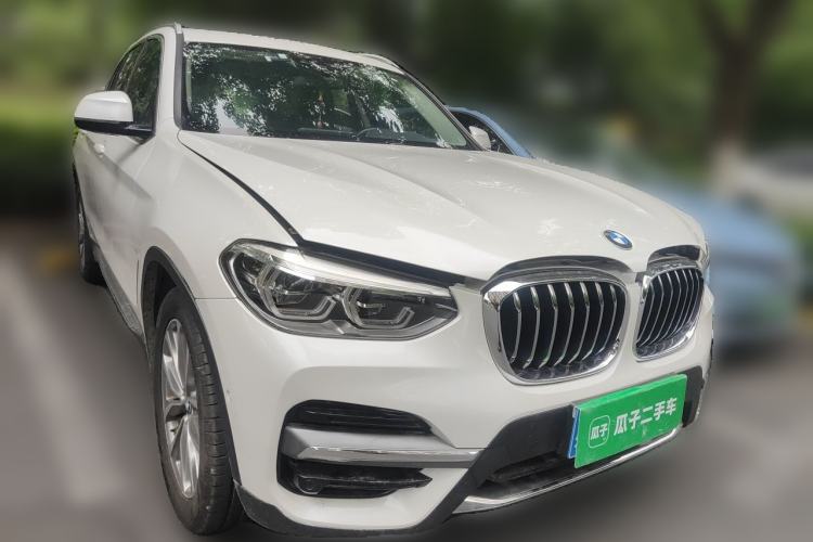 Used BMW X3 2020 xDrive25i Luxury Package Front Right 45 Deg