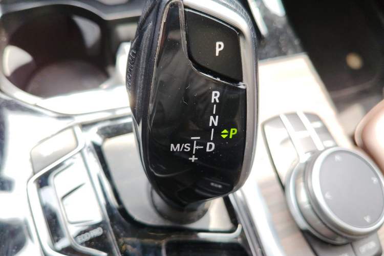 Used BMW X3 2020 xDrive28i Luxury Package Gear Lever