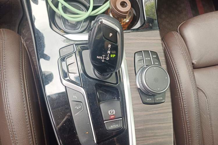 Used BMW X3 2020 xDrive28i Luxury Package Gear Lever