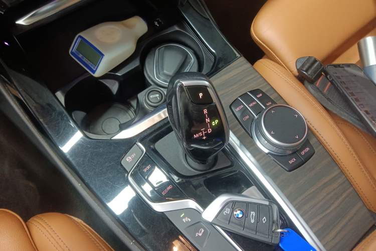 Used BMW X3 2020 xDrive28i Luxury Package Gear Lever