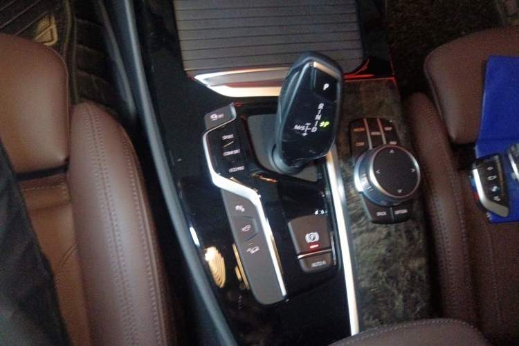 Used BMW X3 2020 xDrive28i M Sport Package Gear Lever