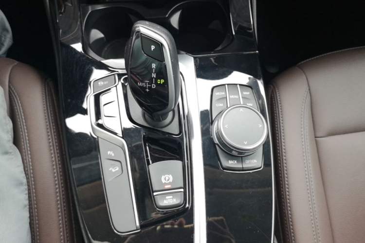 Used BMW X3 2020 xDrive25i Luxury Package Gear Lever