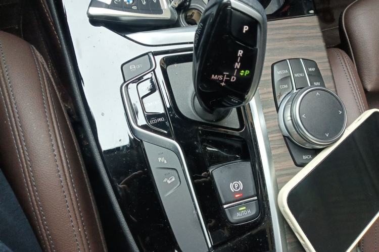 Used BMW X3 2020 xDrive28i Luxury Package Gear Lever