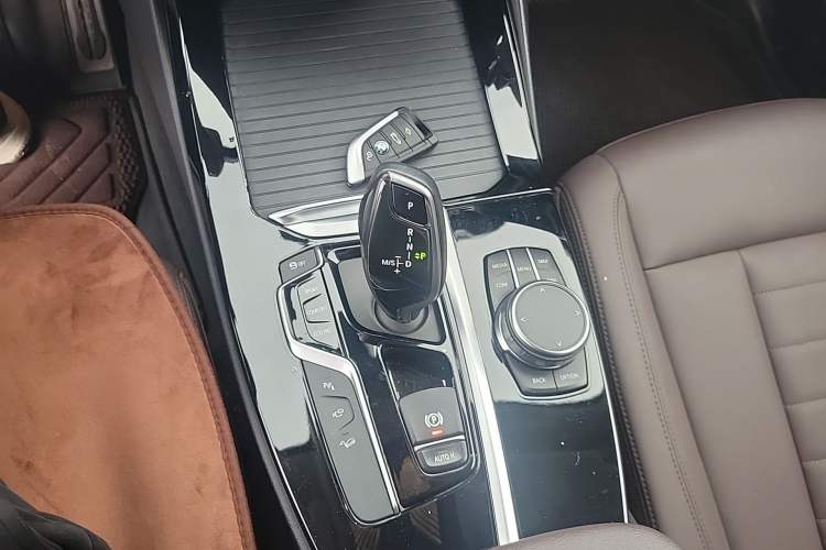 Used BMW X3 2020 xDrive25i M Sport Package Gear Lever