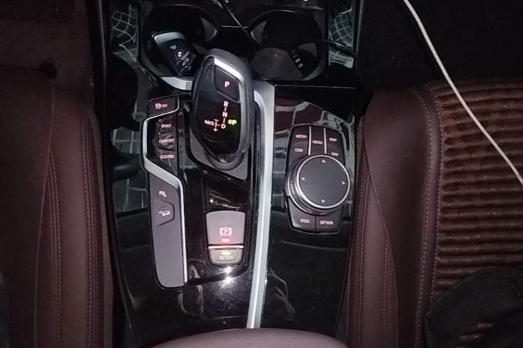 Used BMW X3 2020 xDrive25i Luxury Package Gear Lever