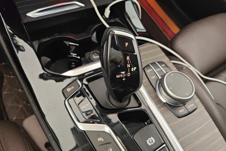 Used BMW X3 2020 xDrive28i Luxury Package Gear Lever