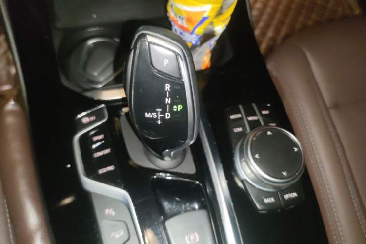 Used BMW X3 2020 xDrive25i Luxury Package Gear Lever