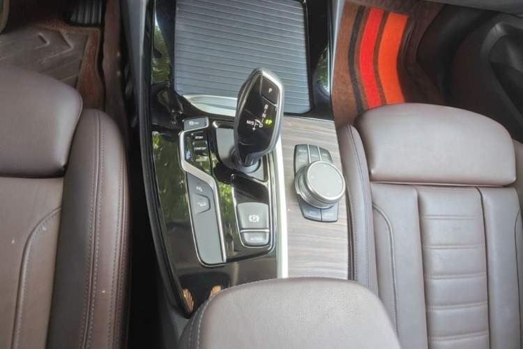 Used BMW X3 2020 xDrive28i M Sport Package Gear Lever