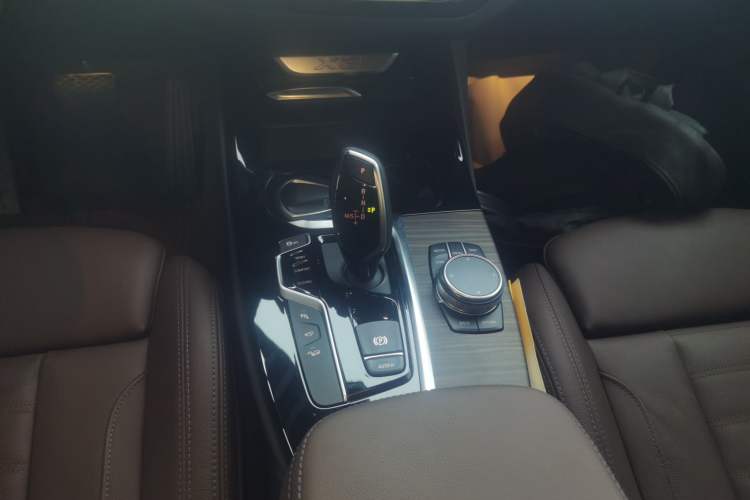 Used BMW X3 2020 xDrive28i M Sport Package Gear Lever