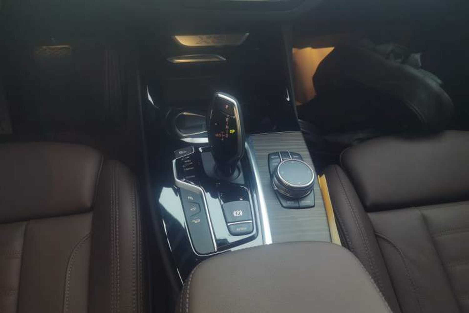 Used BMW X3 2020 xDrive28i M Sport Package Gear Lever