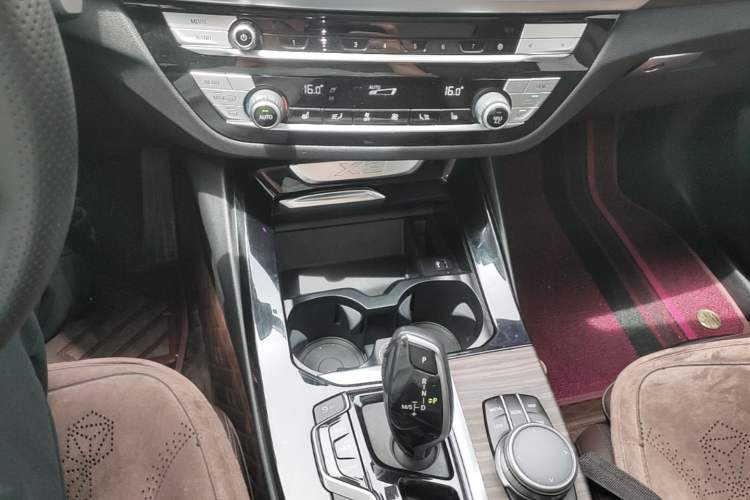 Used BMW X3 2020 xDrive28i Luxury Package Gear Lever