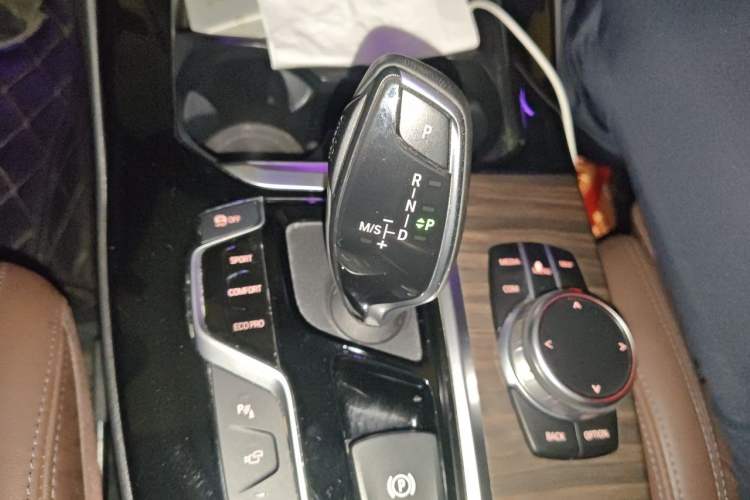Used BMW X3 2020 xDrive28i M Sport Package Gear Lever