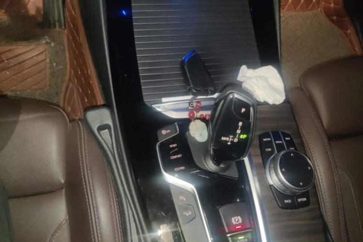 Used BMW X3 2020 xDrive28i Luxury Package Gear Lever