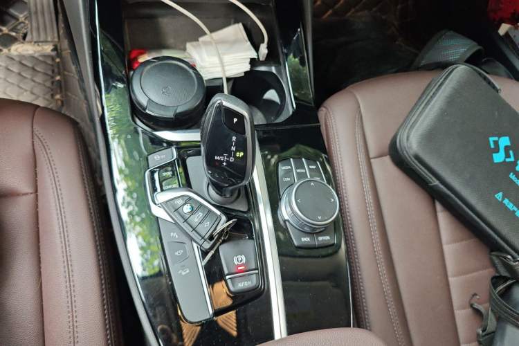 Used BMW X3 2020 xDrive25i Luxury Package Gear Lever