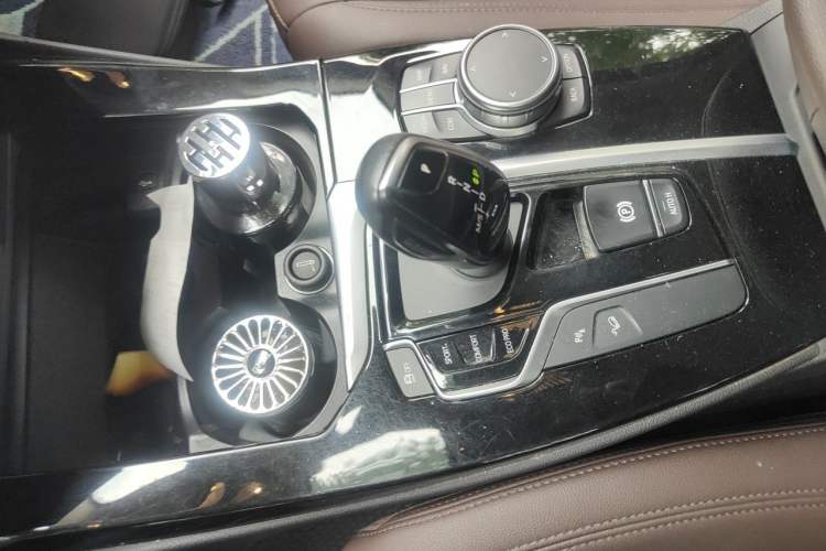 Used BMW X3 2020 xDrive25i Luxury Package Gear Lever