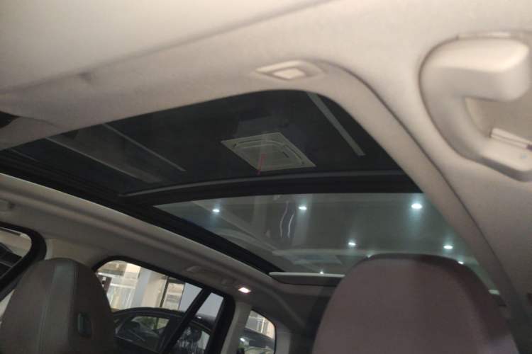 Used BMW X3 2020 xDrive28i Luxury Package Headliner