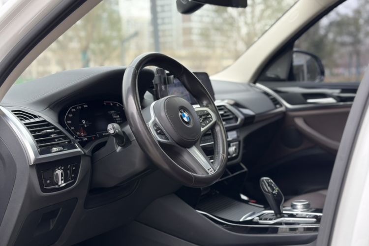 Used BMW X3 2020 xDrive25i M Sport Package Interior 1