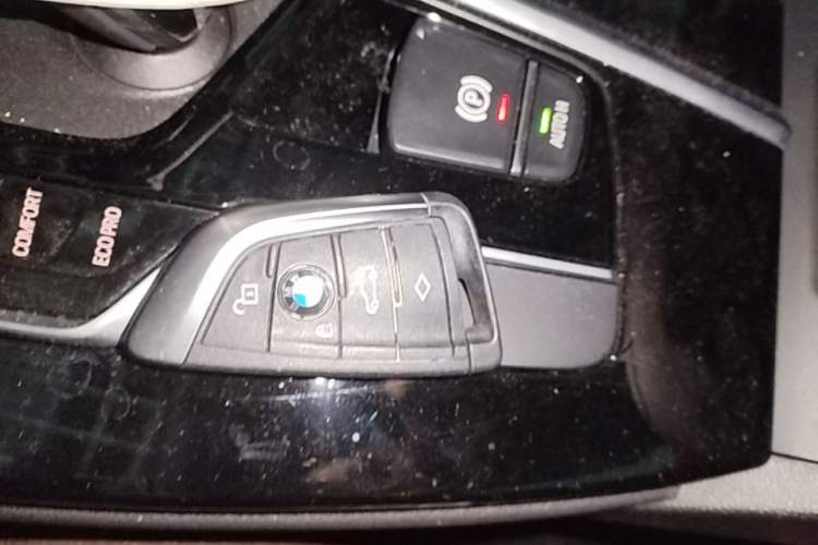 Used BMW X3 2020 xDrive25i Luxury Package Interior 1