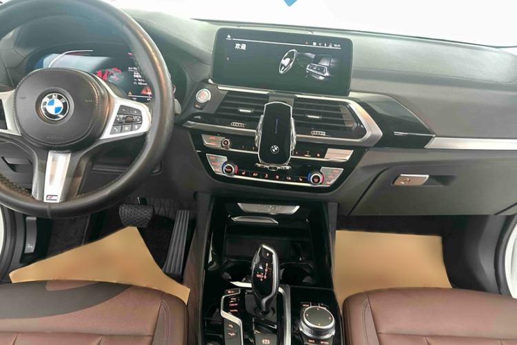 Used BMW X3 2020 xDrive25i M Sport Package Interior 1