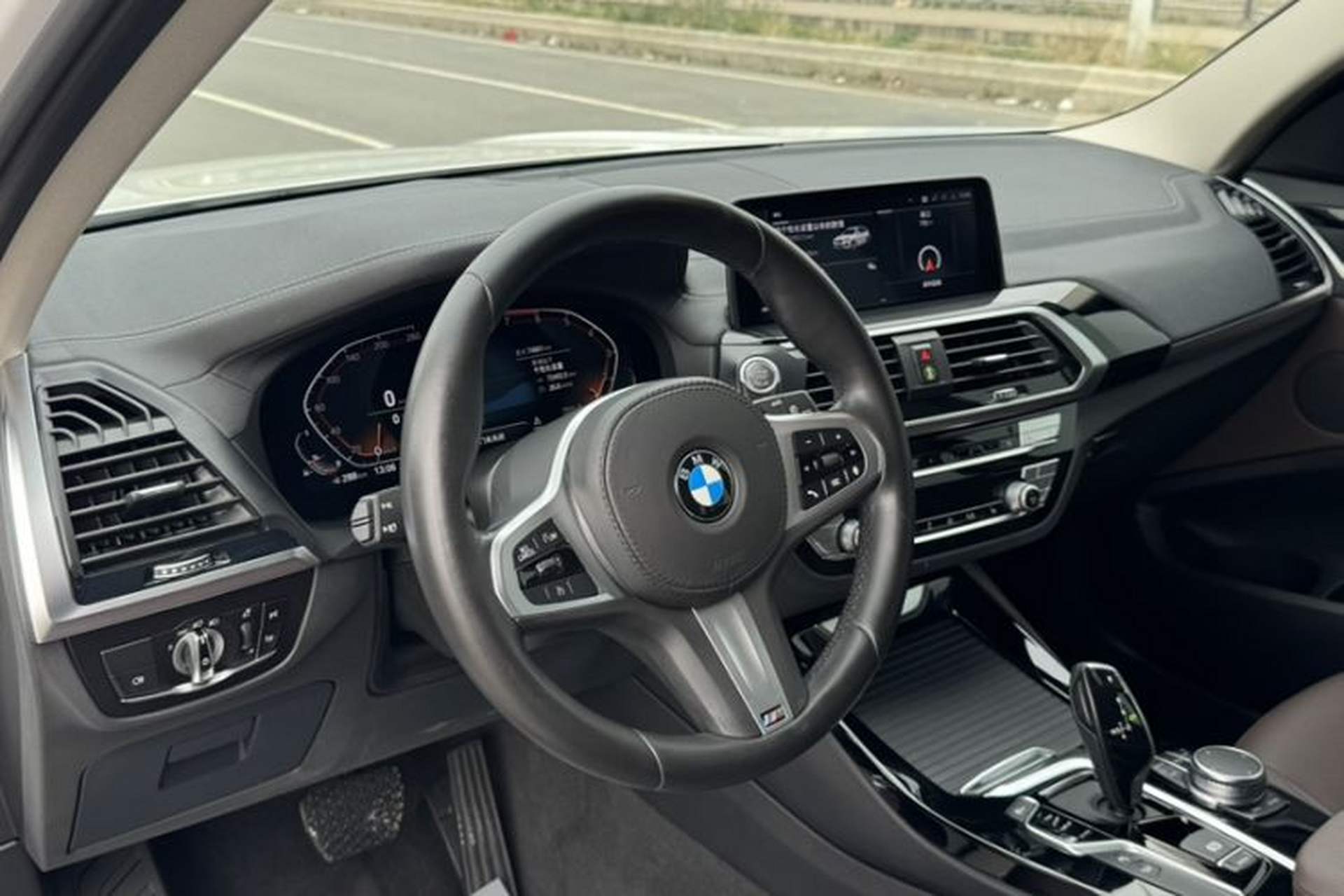 Used BMW X3 2020 xDrive25i M Sport Package Interior 11