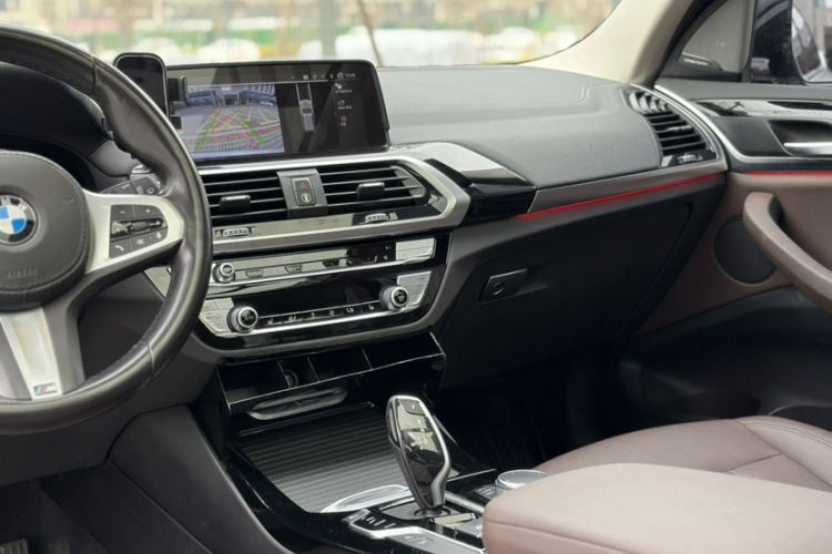 Used BMW X3 2020 xDrive25i M Sport Package Interior 12