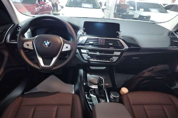 Used BMW X3 2020 xDrive25i Luxury Package Interior 2