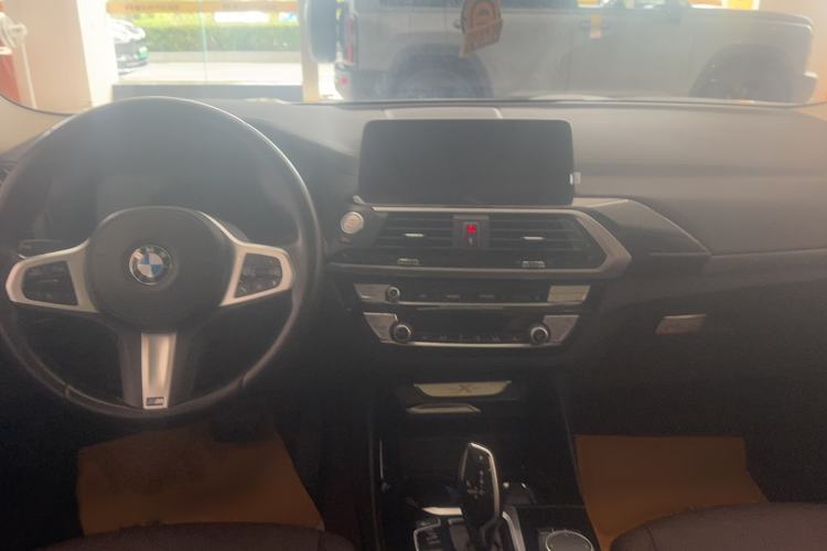 Used BMW X3 2020 xDrive25i M Sport Package Interior 3